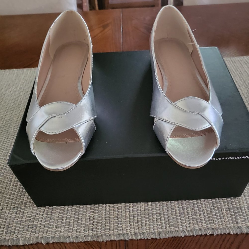 Shoes - Picture 8 of 8